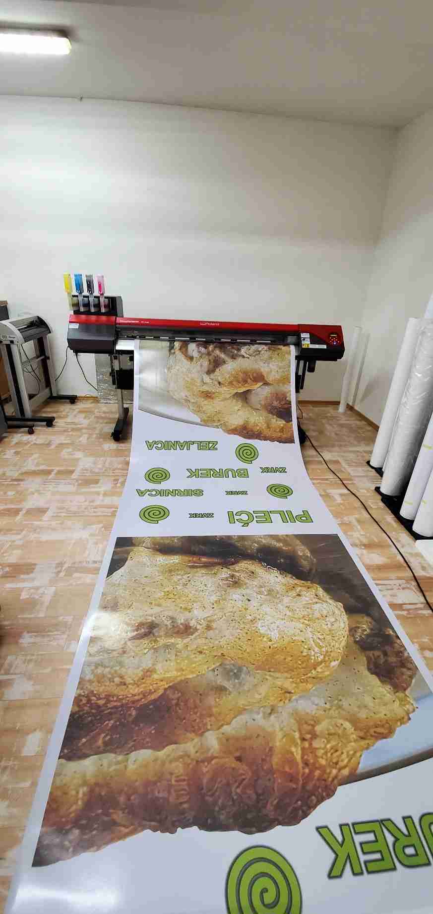 Visual Art Sarajevo Print Velikog Formata - Print velikog formata omogućava visokokvalitetnu štampu na različitim podlogama.