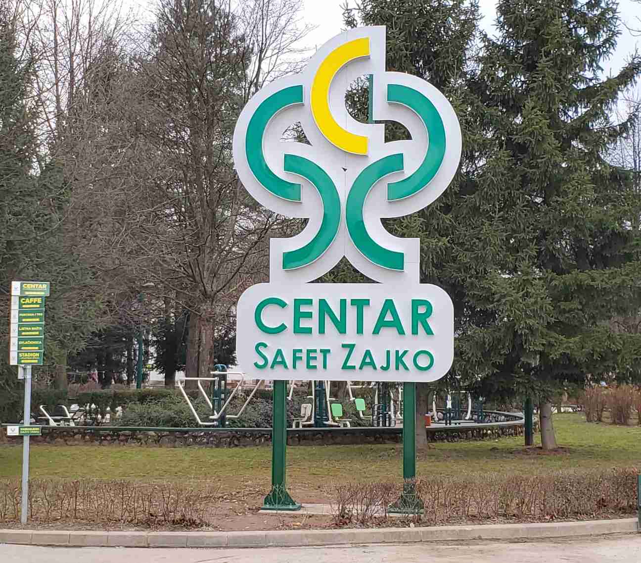 Visual Art Sarajevo Svjetleći Totemi - Svjetleći totemi su vertikalne reklamne konstrukcije koje nude vrhunsku vidljivost.